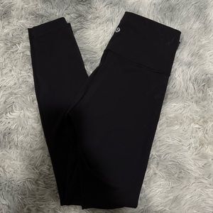 Size 6 Lululemon Wunder Train